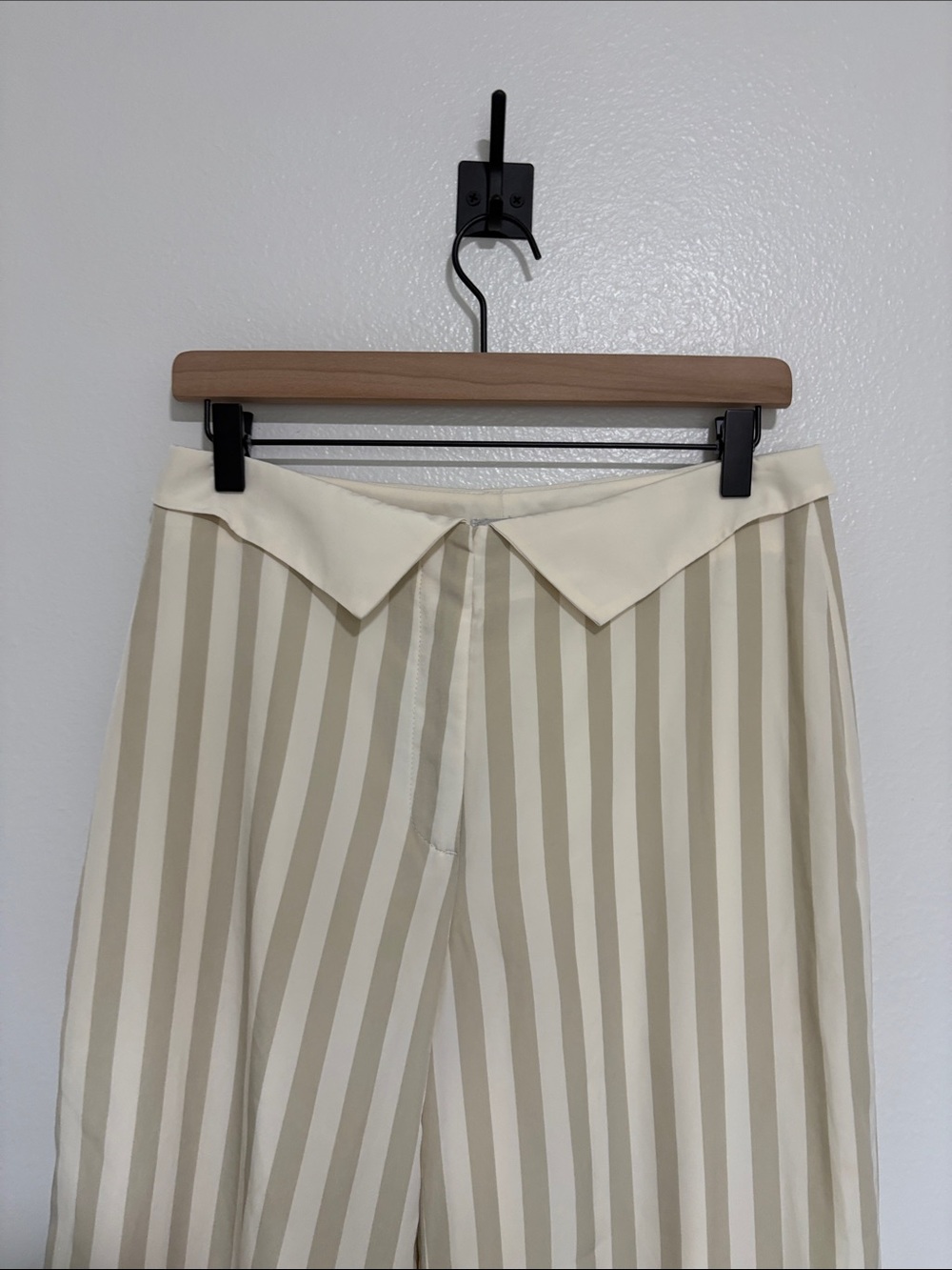 J. Peterman Pinstripe High Rise Foldover Wide Leg Trouser Pant Neutral 6 - Picture 3 of 7